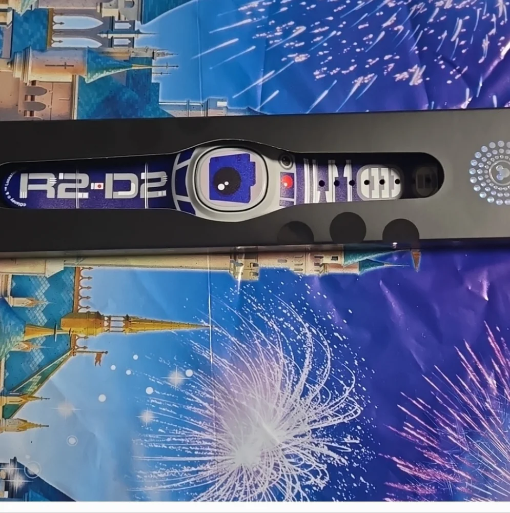 Disney MAGIC BAND + Star Wars R2 D2